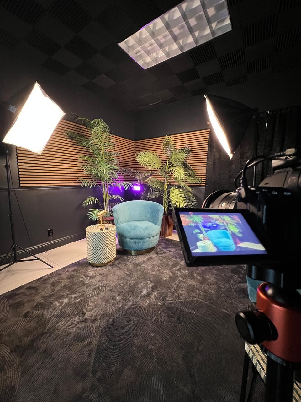 Podcast studio — view 3