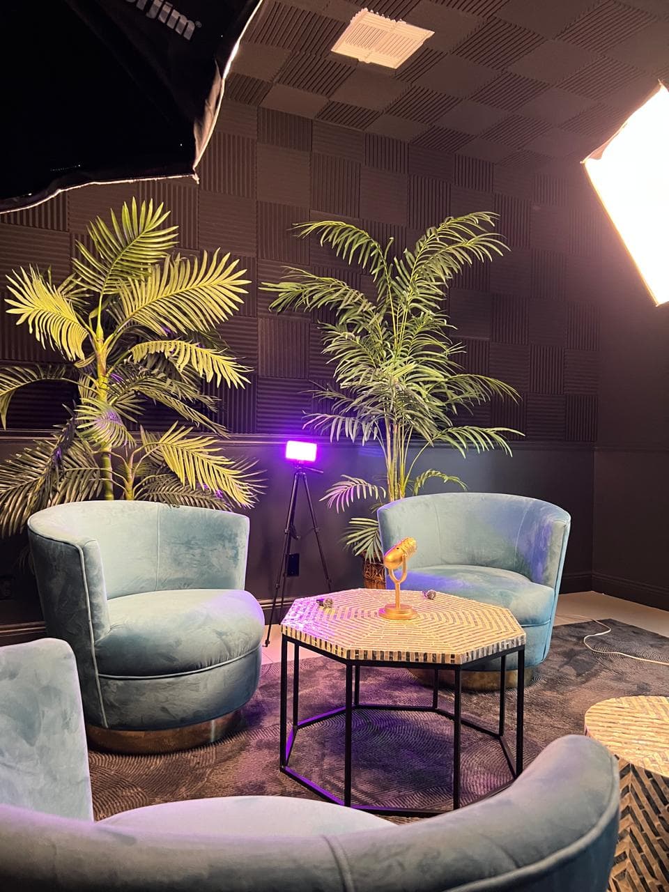 Podcast studio — view 7